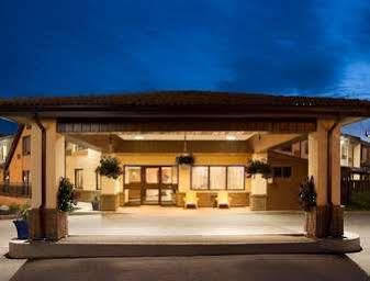 Days By Wyndham Nb Hotel