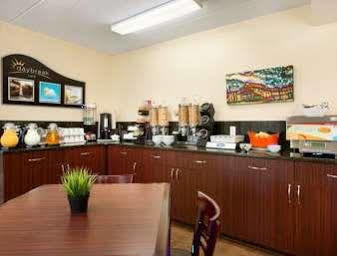 Days By Wyndham Nb Hotel Miramichi
