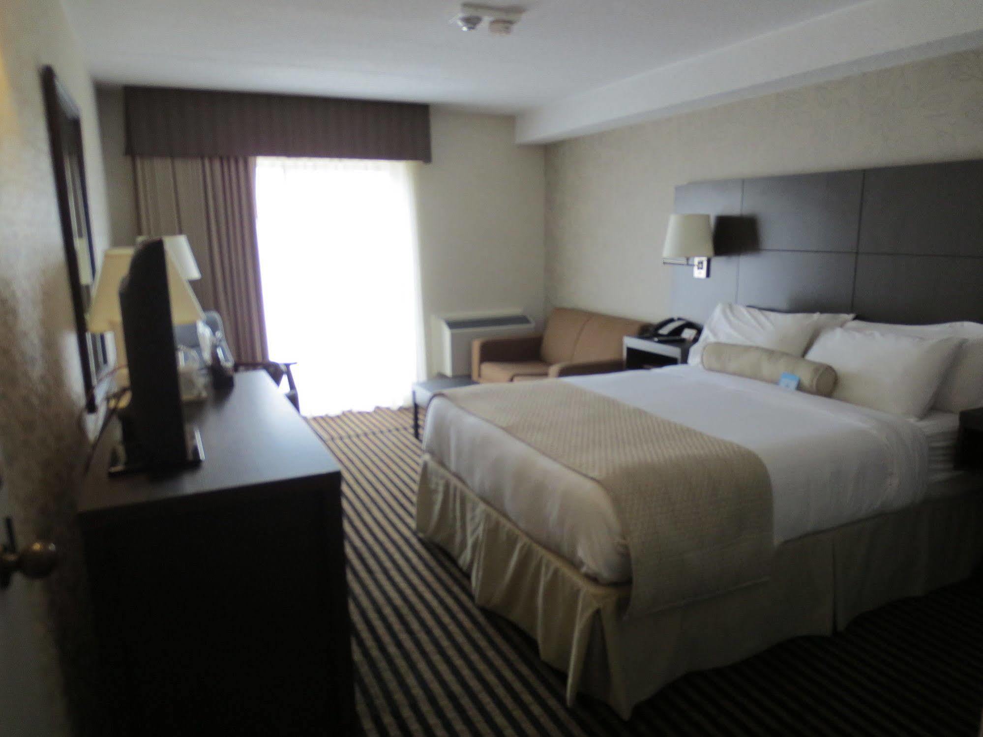 Days By Wyndham Nb Hotel Miramichi