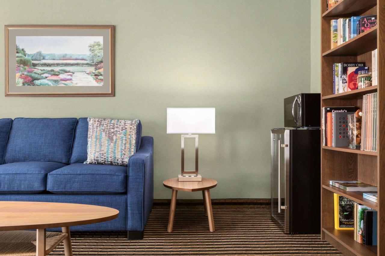 Hotel Days By Wyndham Nb